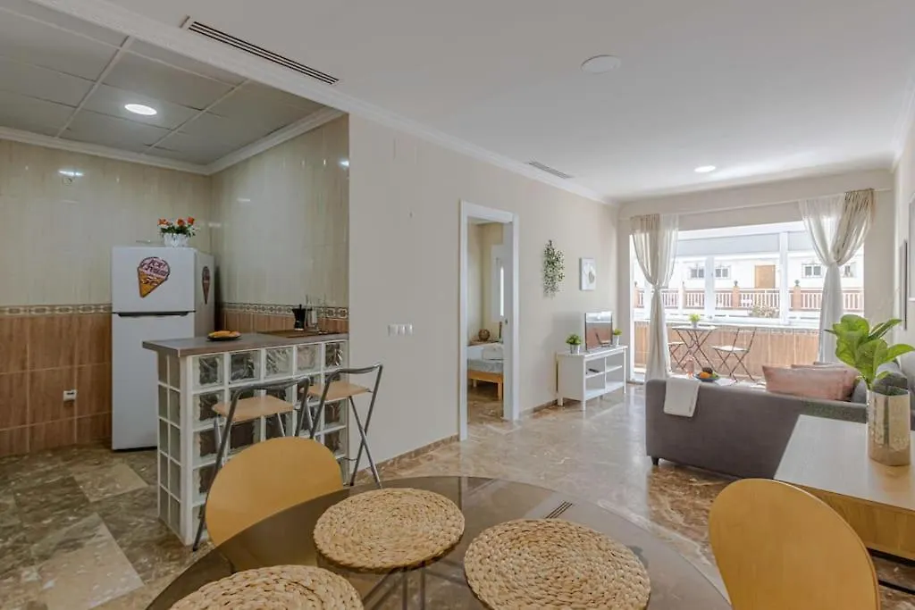 Bright Apt 50 Mt From The Beach Benalmadena