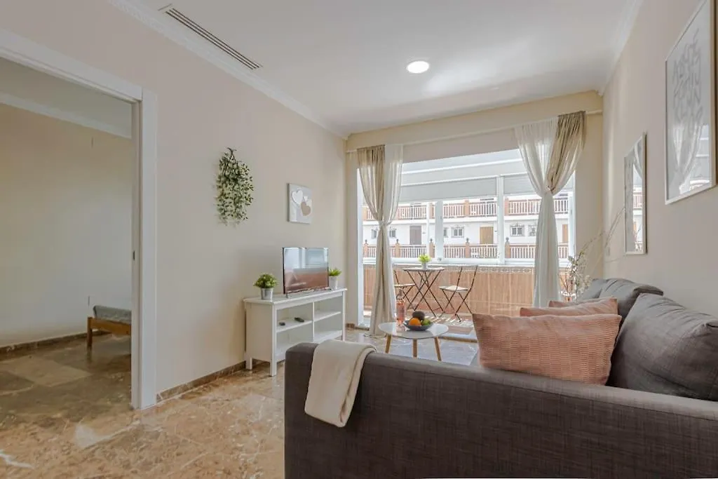 Bright Apt 50 Mt From The Beach Benalmadena
